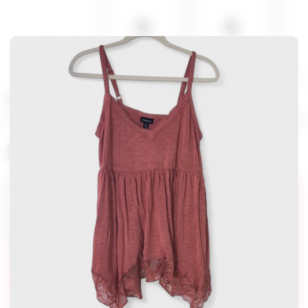 Torrid Dusty Rose Babydoll Empire Waist Women’s Tank Top lace ruffle hem sz 0